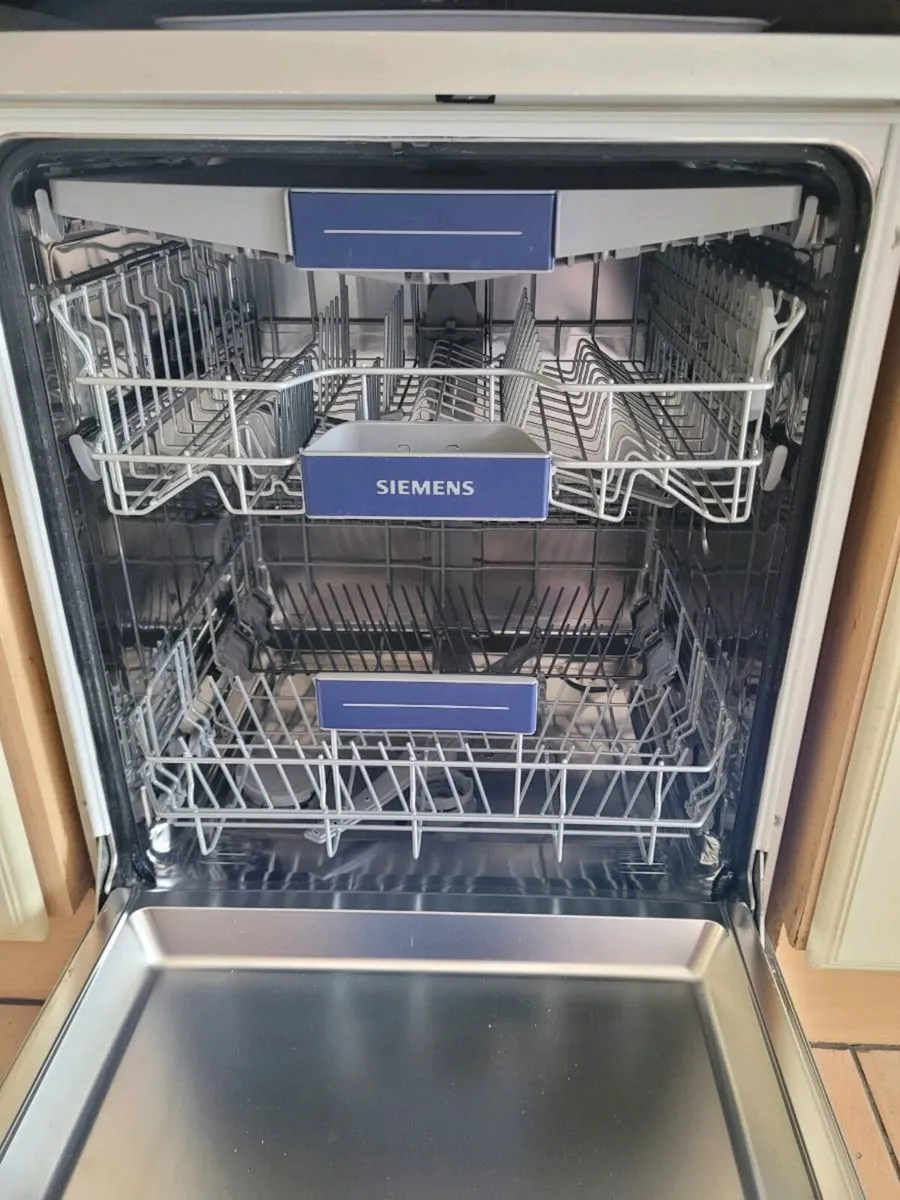 Siemens dishwasher as new - Image 2