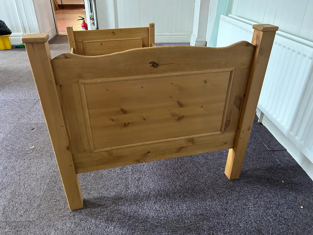 Pine Single bed frames - Image 3
