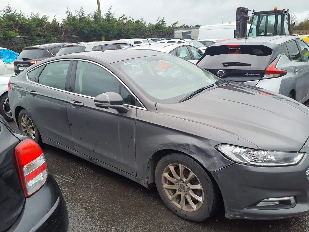 Ford mondeo 1.5 zetec 2017 - Image 3