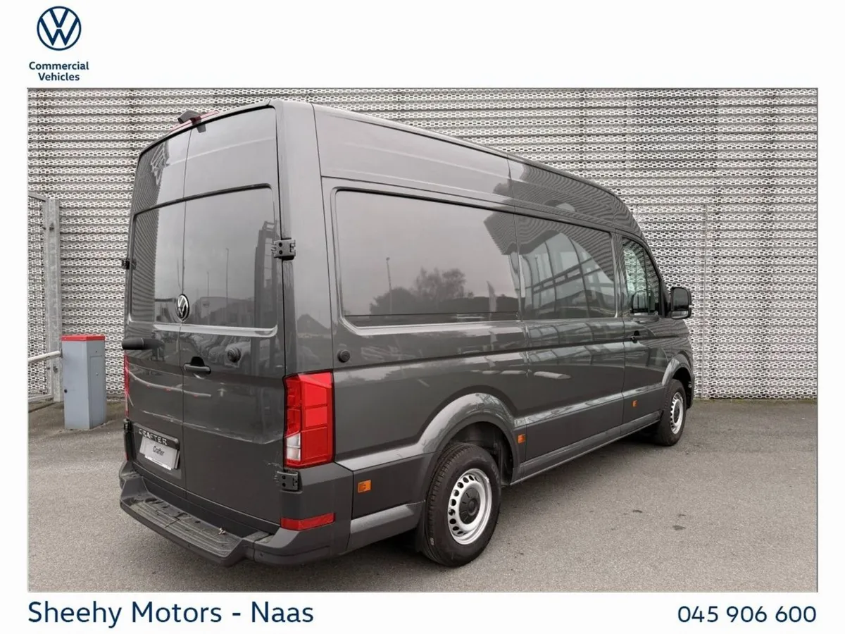 Volkswagen Crafter TRENDLINE T30 MWB HR 140HP M6F - Image 3