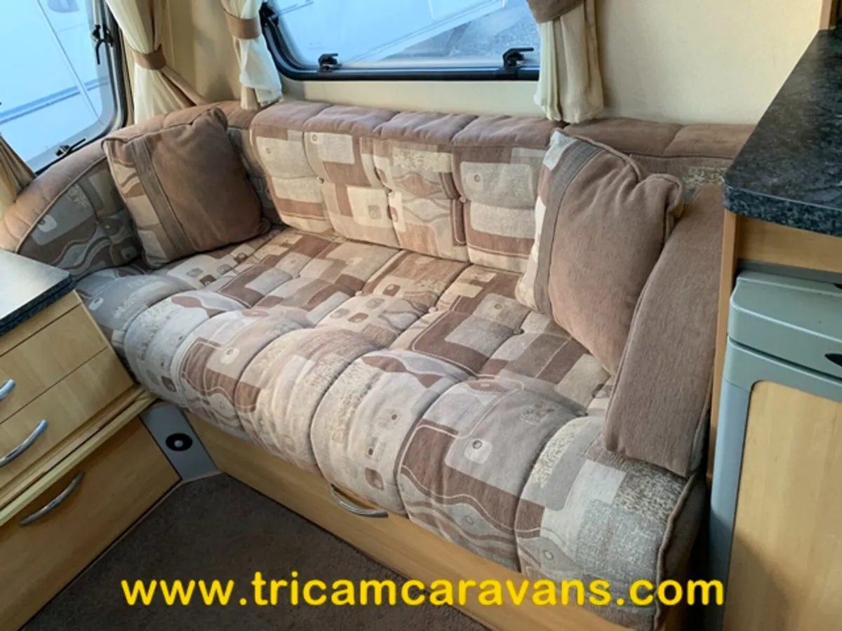 2009 Sterling Cruach Culmor Fixed Bunks 6 Berth - Image 4