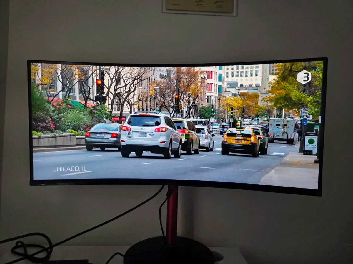 Acer 34” Curved Gaming Monitor (XZ342CU) - Image 2