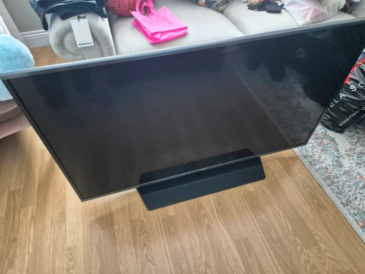 LG Smart TV - 49 inch - Image 1