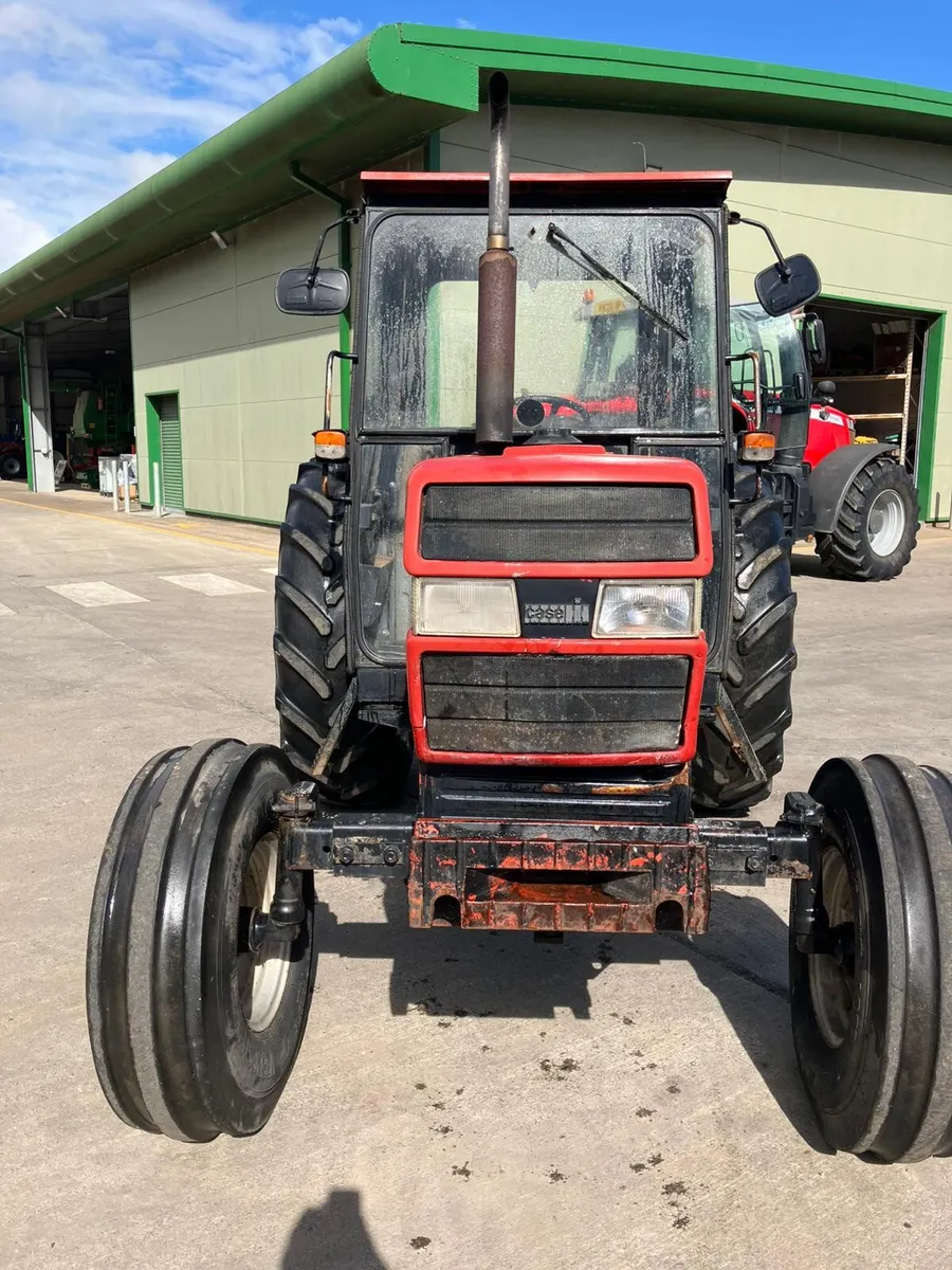CASE 895 2WD - Image 1