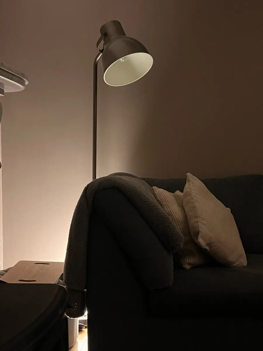 IKEA FLOOR TABLE - Image 2