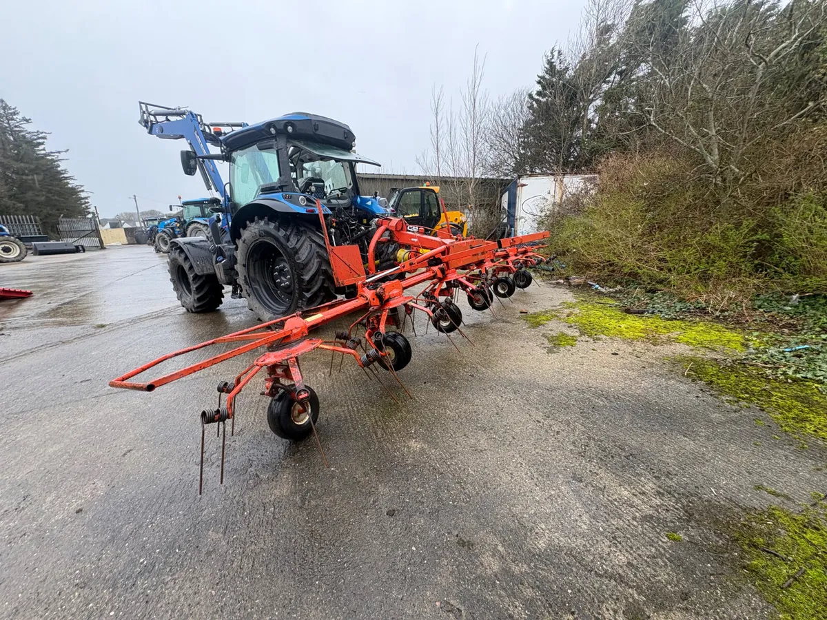 Kuhn tedder - Image 2