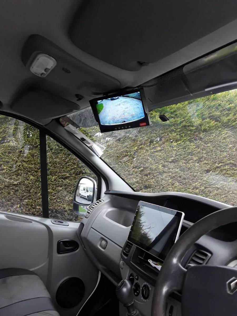 141 Renault Traffic - Image 3