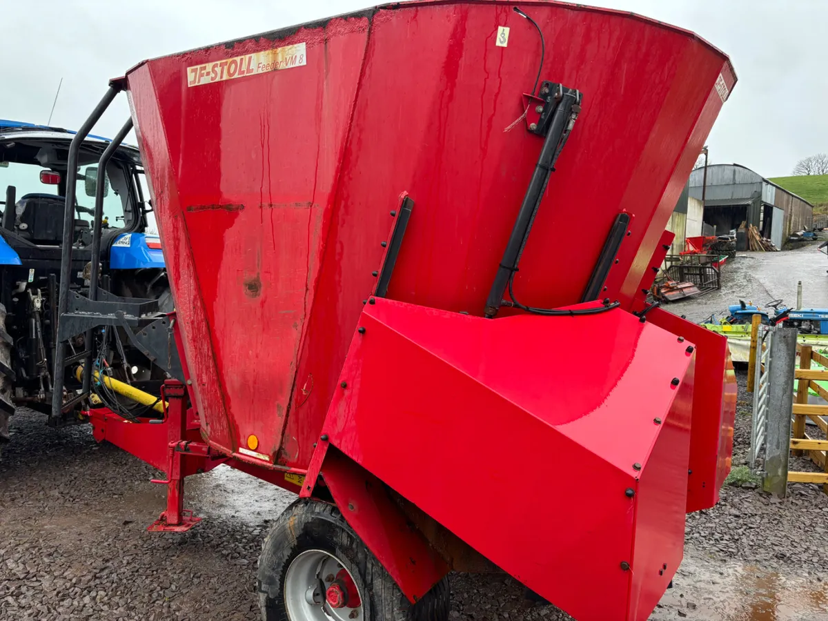 Jf 8 cube diet feeder - Image 1