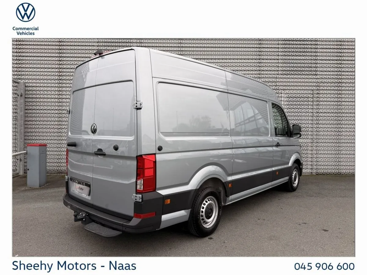 Volkswagen Crafter 4MOTION HIGHLINE T35 MWB HR 177 - Image 3