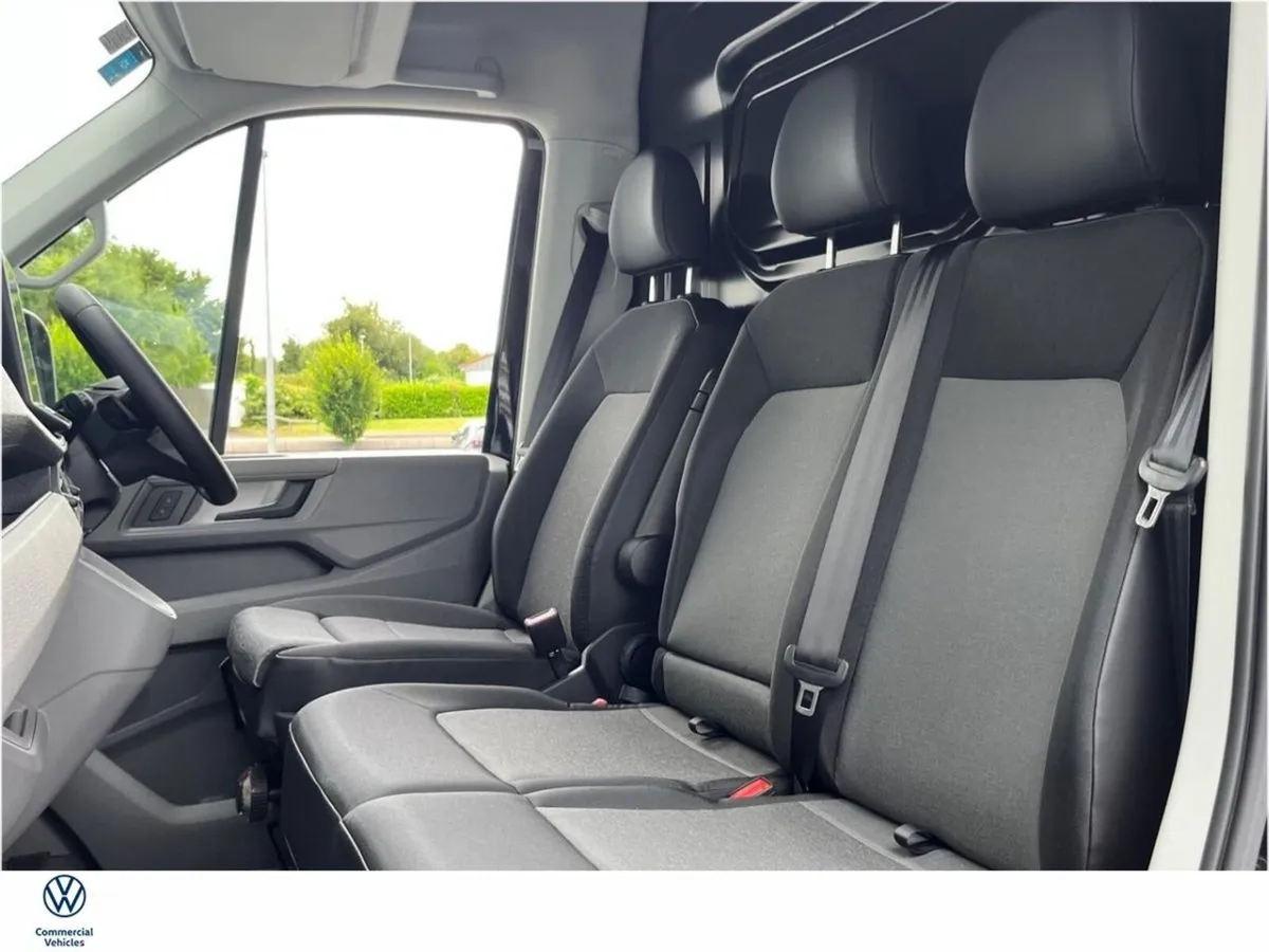 Volkswagen Crafter 4MOTION HIGHLINE T35 MWB HR 177 - Image 4