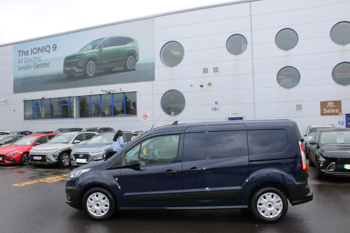 Ford Transit 2021 - Image 2