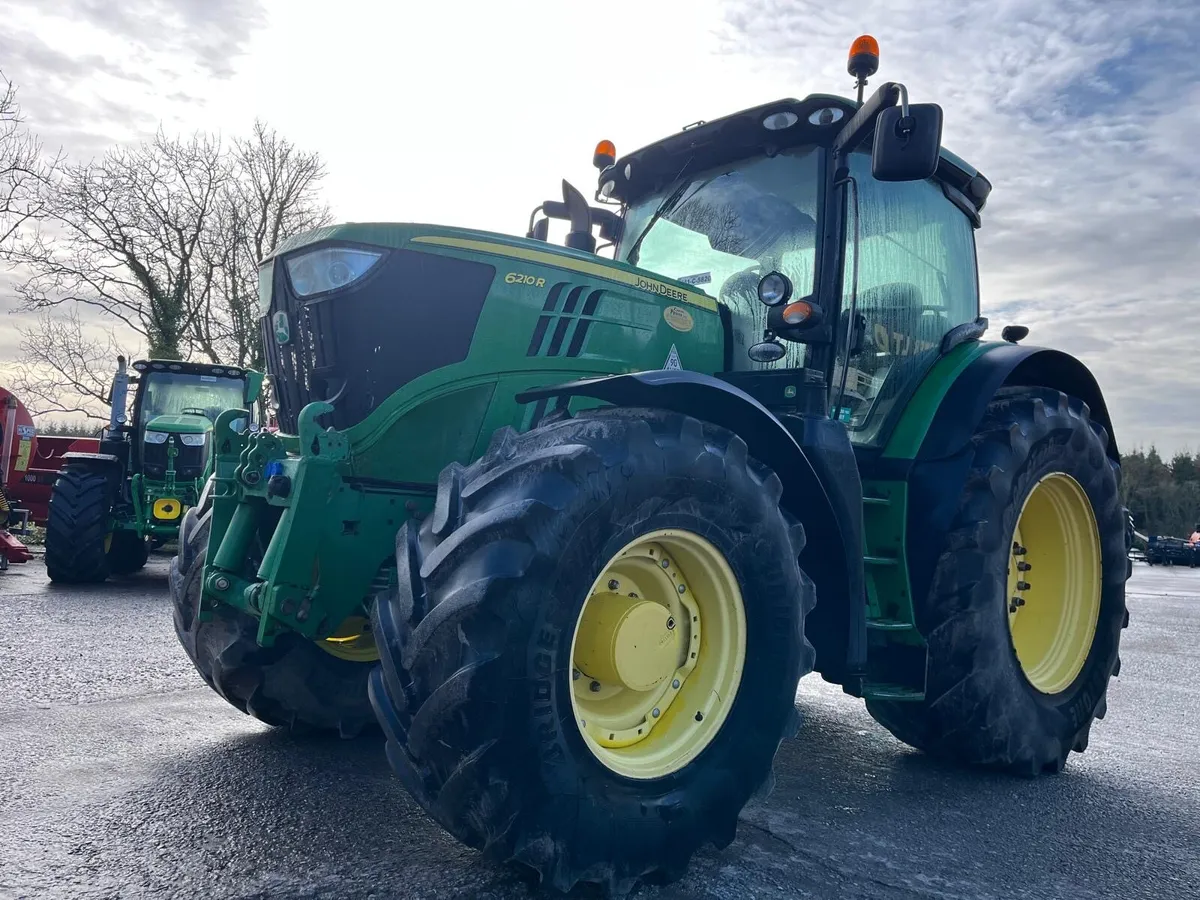 John Deere 6210R - Image 1