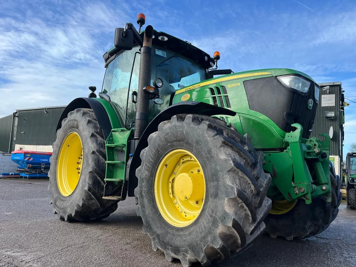 John Deere 6210R - Image 2
