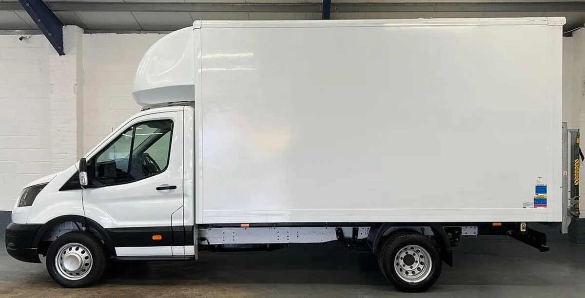 2023 Ford Transit Luton Box Van - Image 2