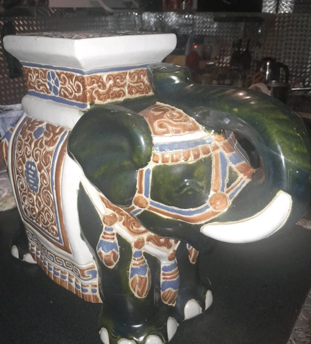 Large elephant stand - Image 2