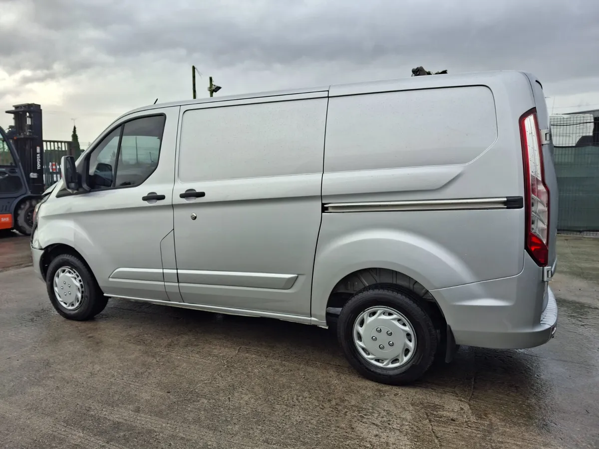 2018 Ford Transit Custom  2.0 Diesel - Image 4