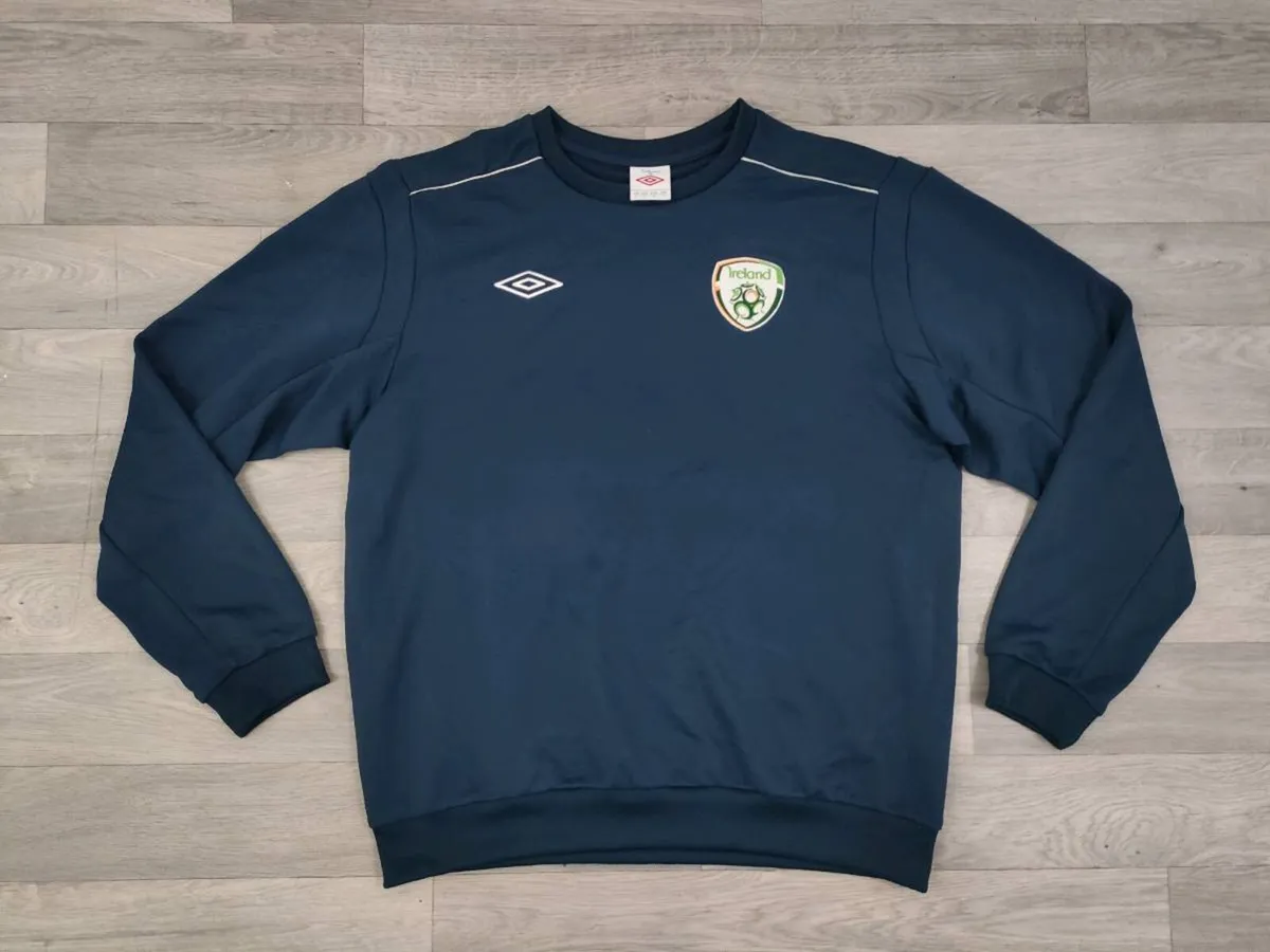 Umbro Ireland Sweatshirt Mens Large - Image 1