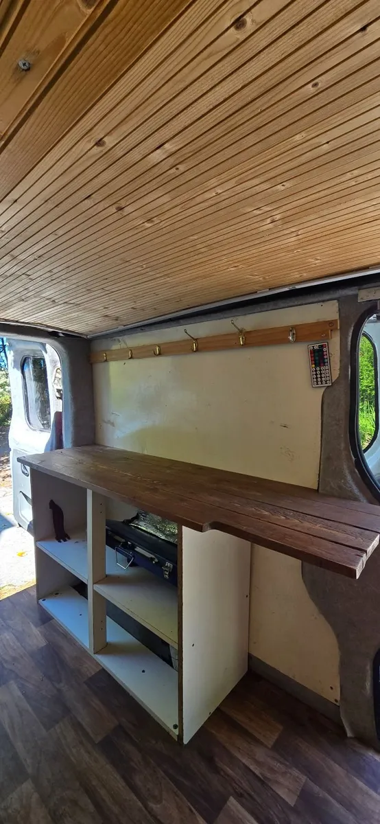 Vivaro campervan - Image 4