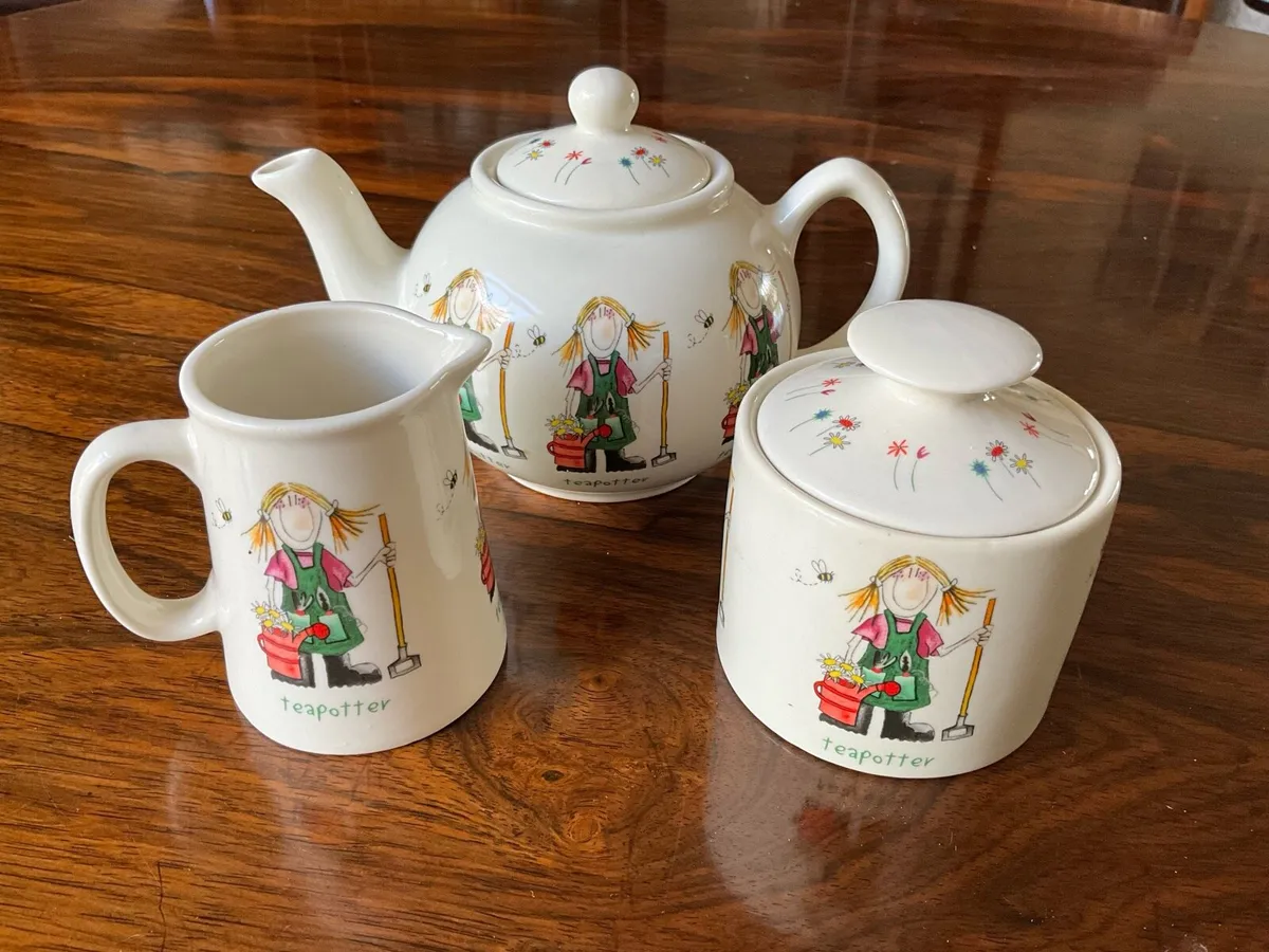 BIG LEAF DESIGNS TEA SET - Image 1