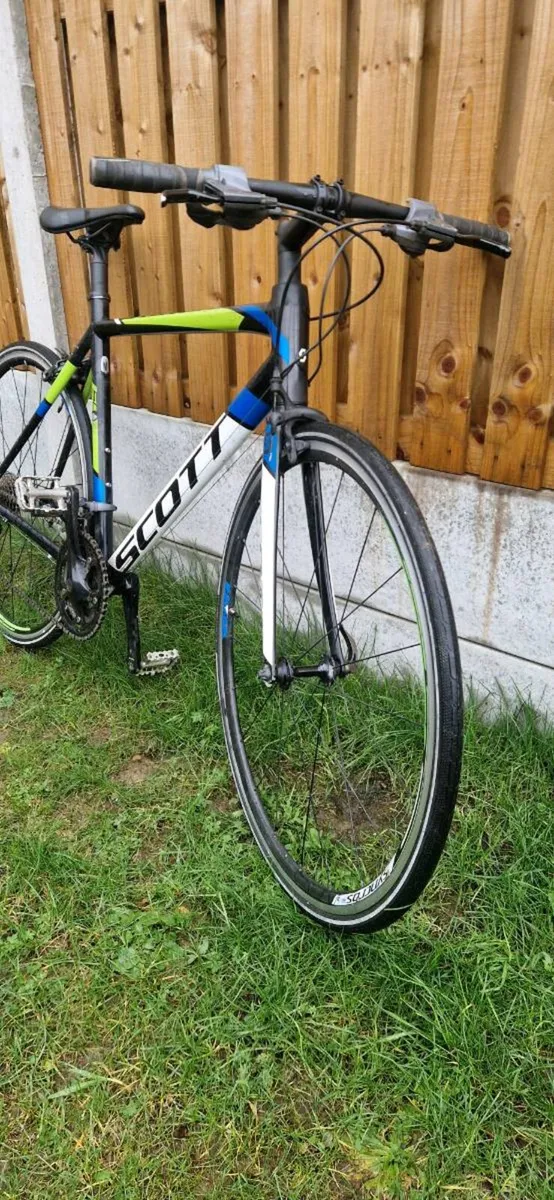 Scott speedster road bike ( serviced )( delivery ) - Image 2