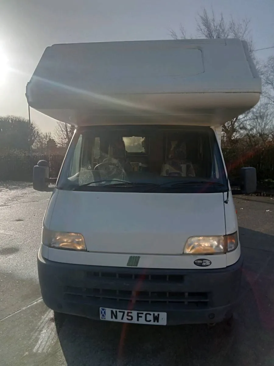 Fiat ducato ci mizar camper 6 berth €200 vrt - Image 3