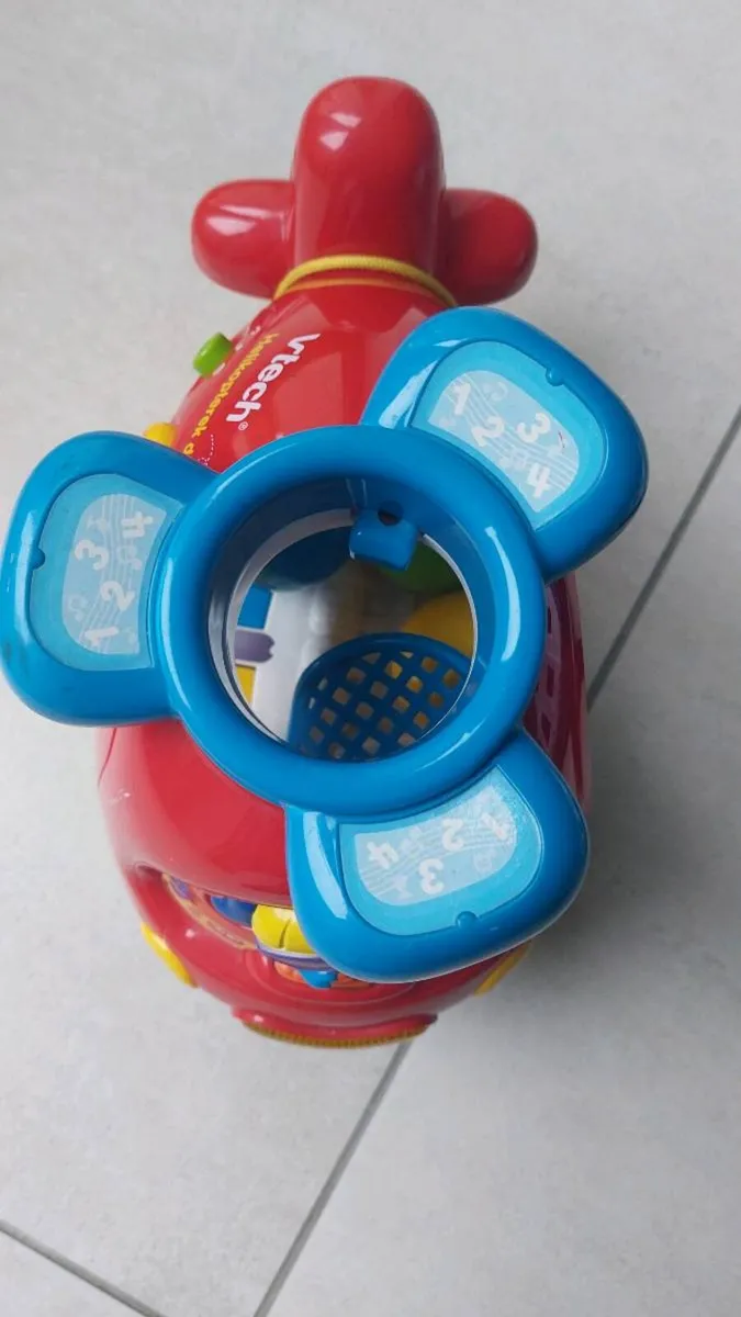Free toys - Image 4