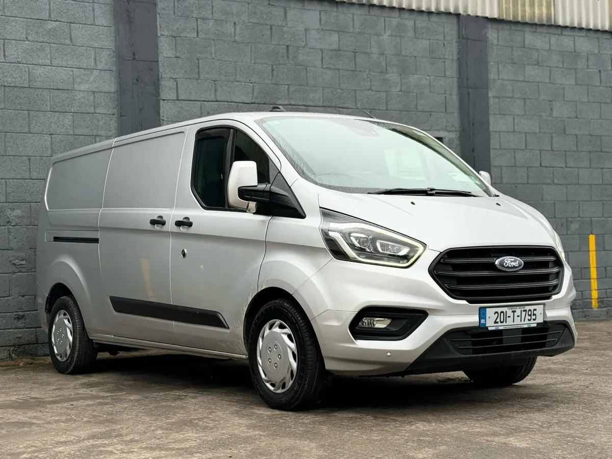 201 Ford Transit Custom 2.0TDI automatic - Image 1