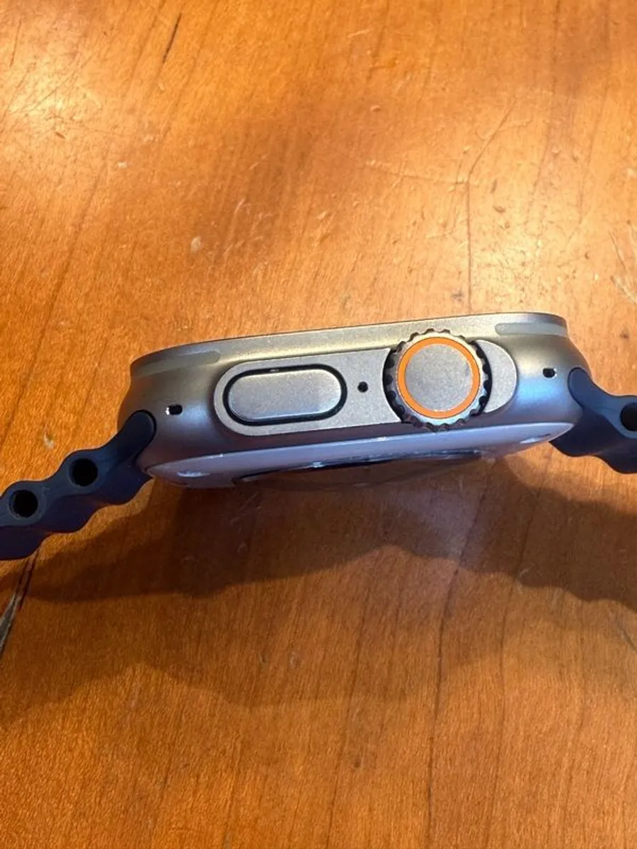 Apple Watch Ultra 2 - Image 2