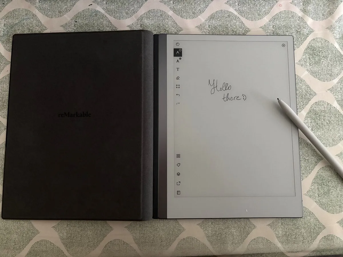 reMarkable 2 Tablet & Pen, Leather case, Pen Tips - Image 2