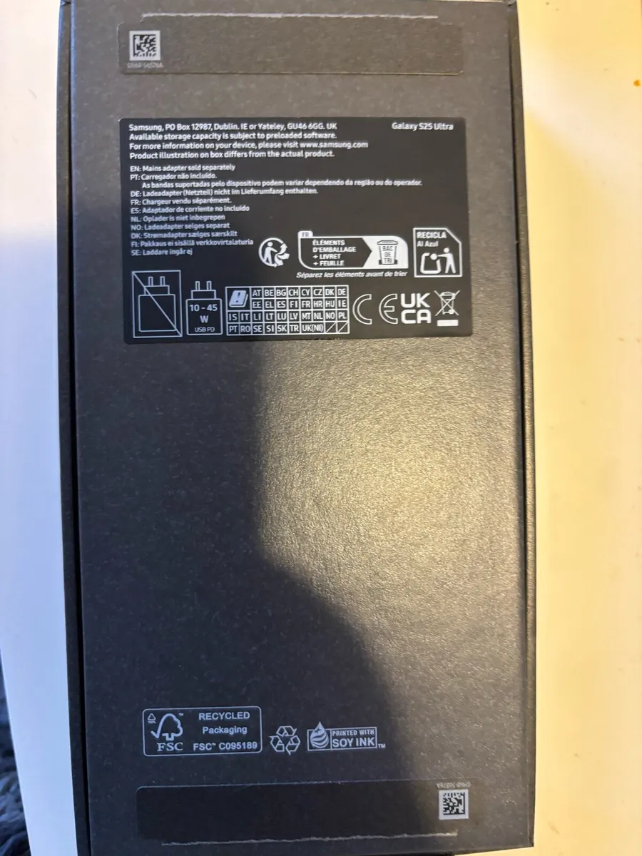 Samsung S25 Ultra + Galaxy Buds 3 - Image 4