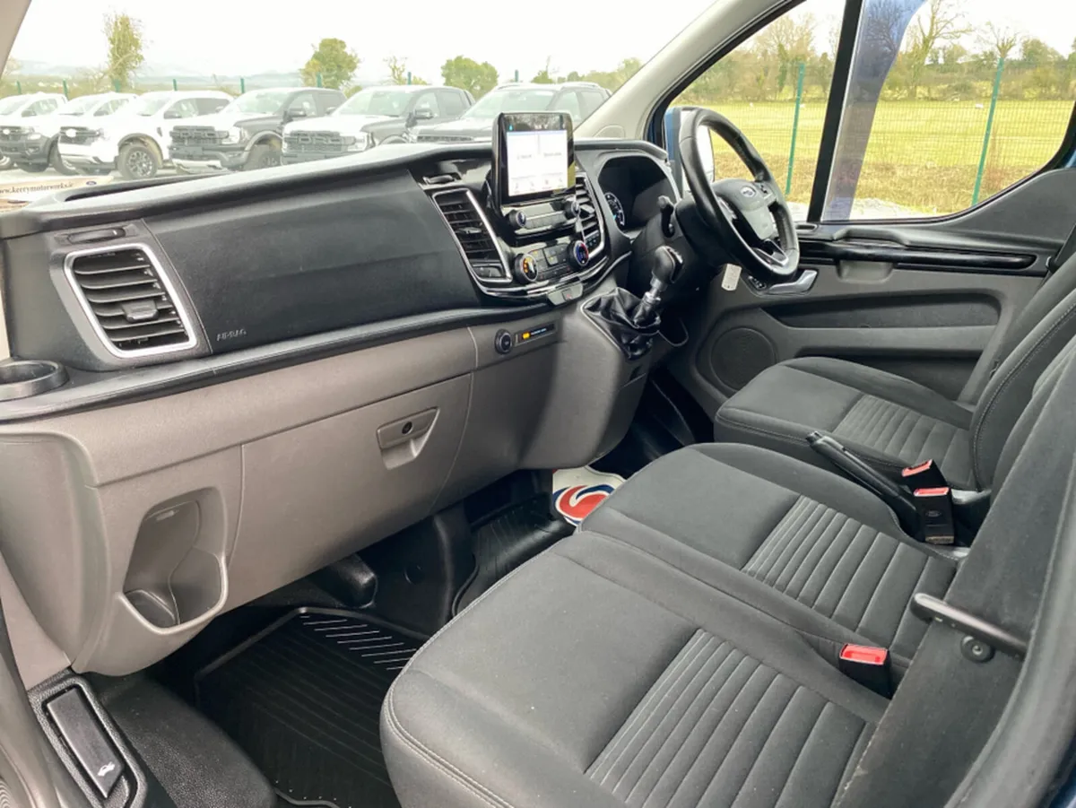 Ford Transit Custom Limited SWB 130BHP - NO VAT - Image 4