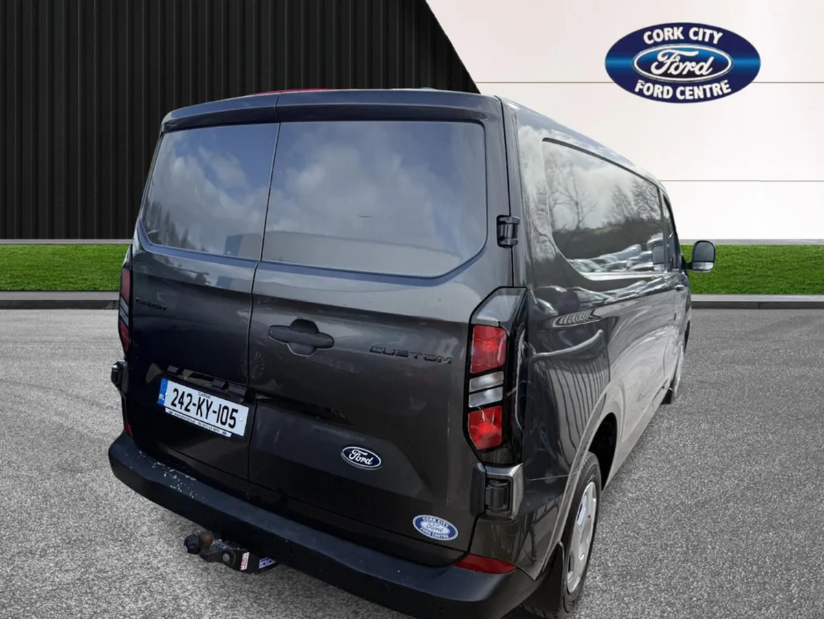Ford Transit Custom 150bhp TREND 300LWB 2.0 - Image 4
