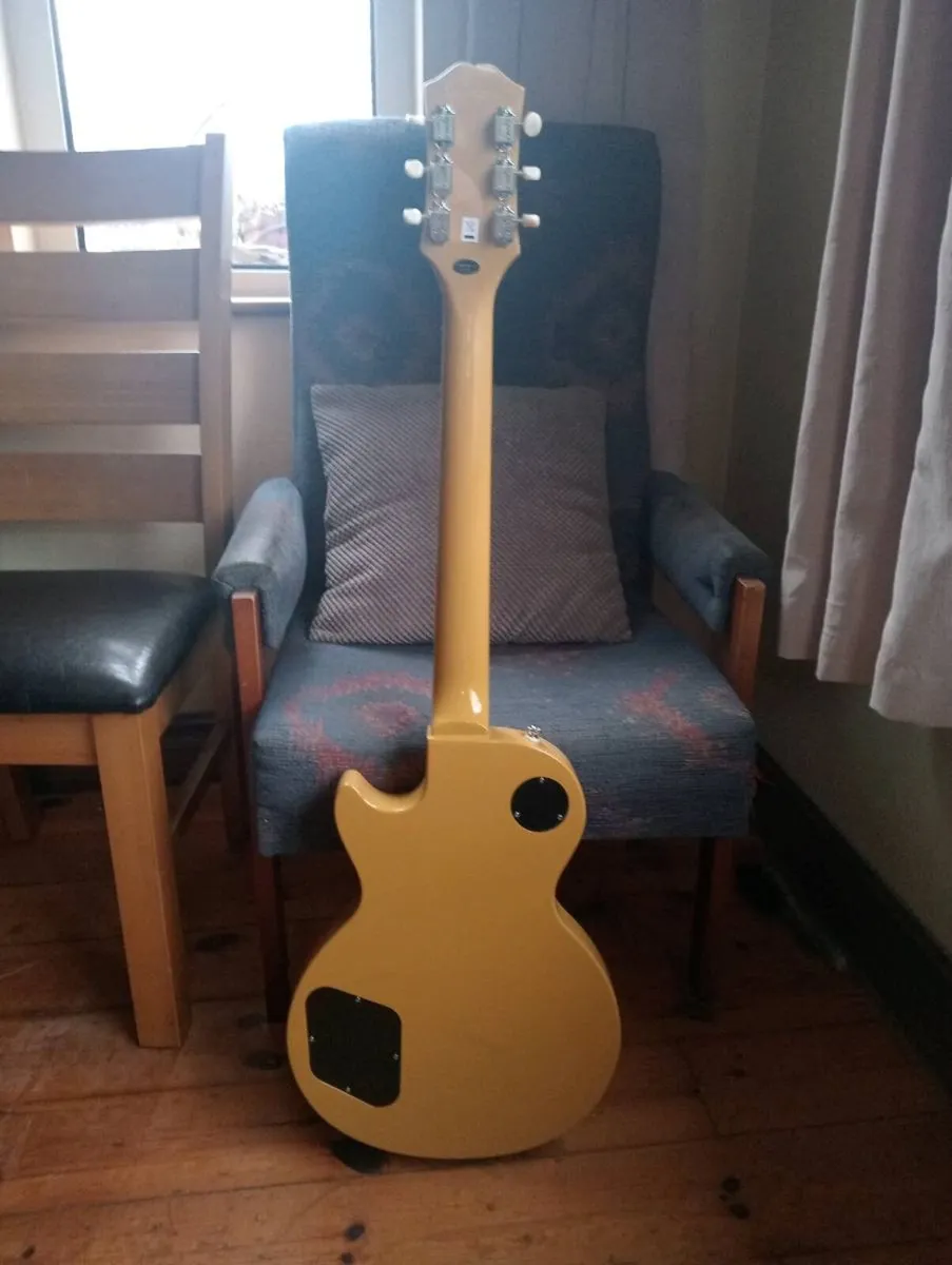 Les Paul guitar for sale - Image 3
