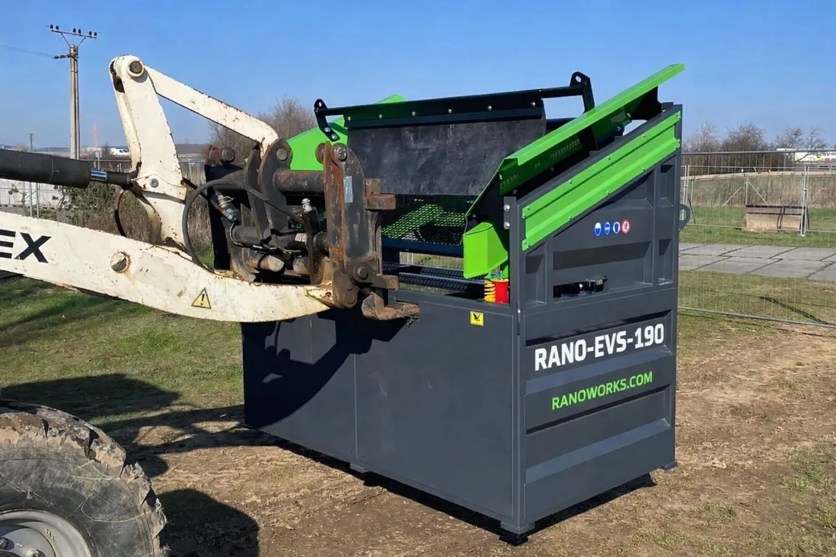 Compact Deck Screeners - Image 1