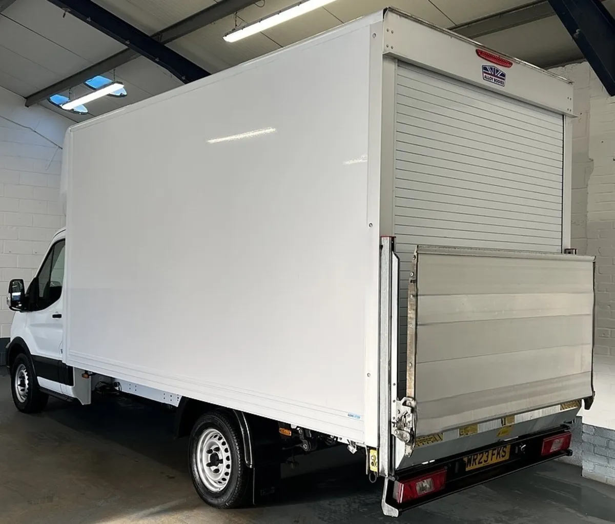 2023 Ford Transit Luton Box Van - Image 3
