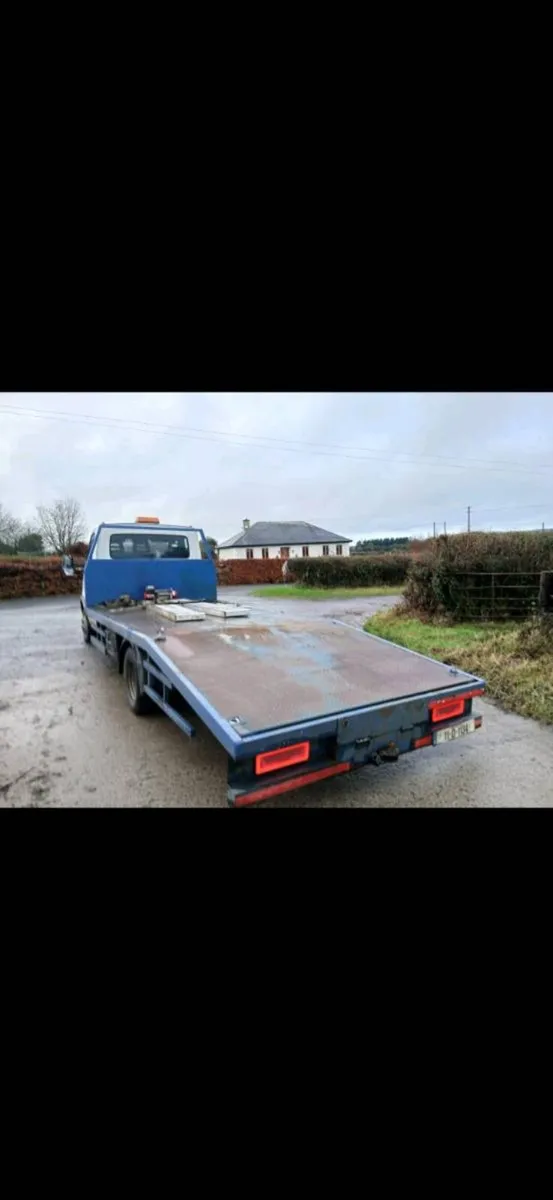 Iveco beaver tail recovery truck - Image 4