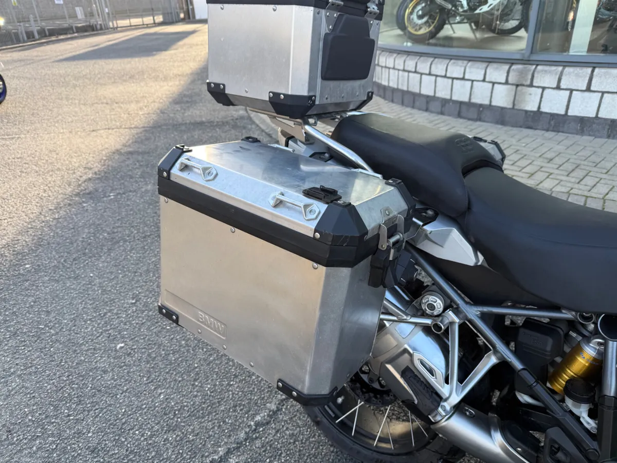 2017 BMW R 1200 GS Adventure Triple Black - Image 4