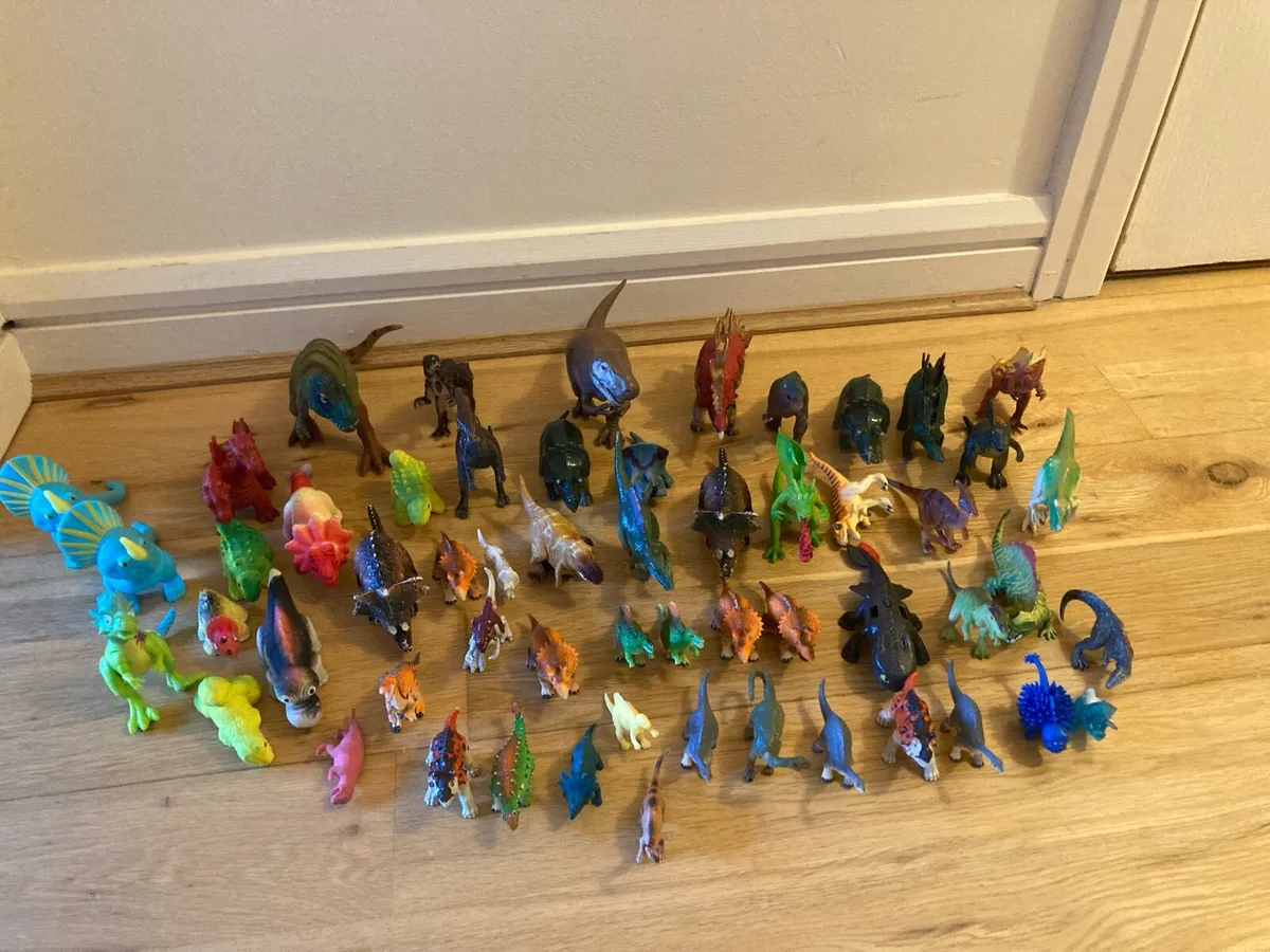 Dinozaurs set - Image 1