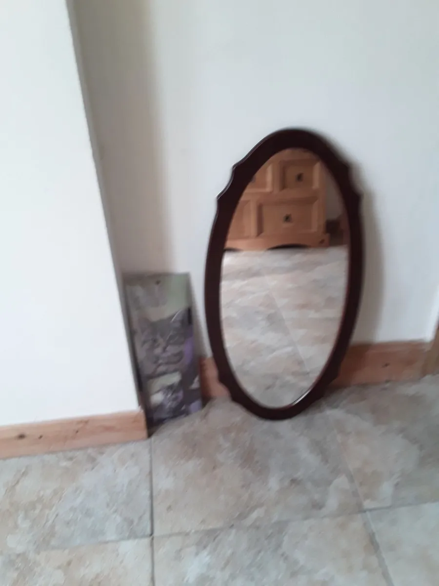 Retro oval shape Rossmore mirror as new - Image 1