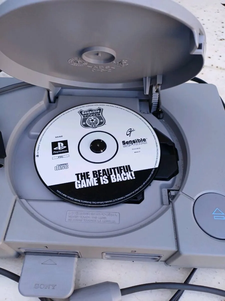 Vintage Sony PlayStation 1 - Image 4
