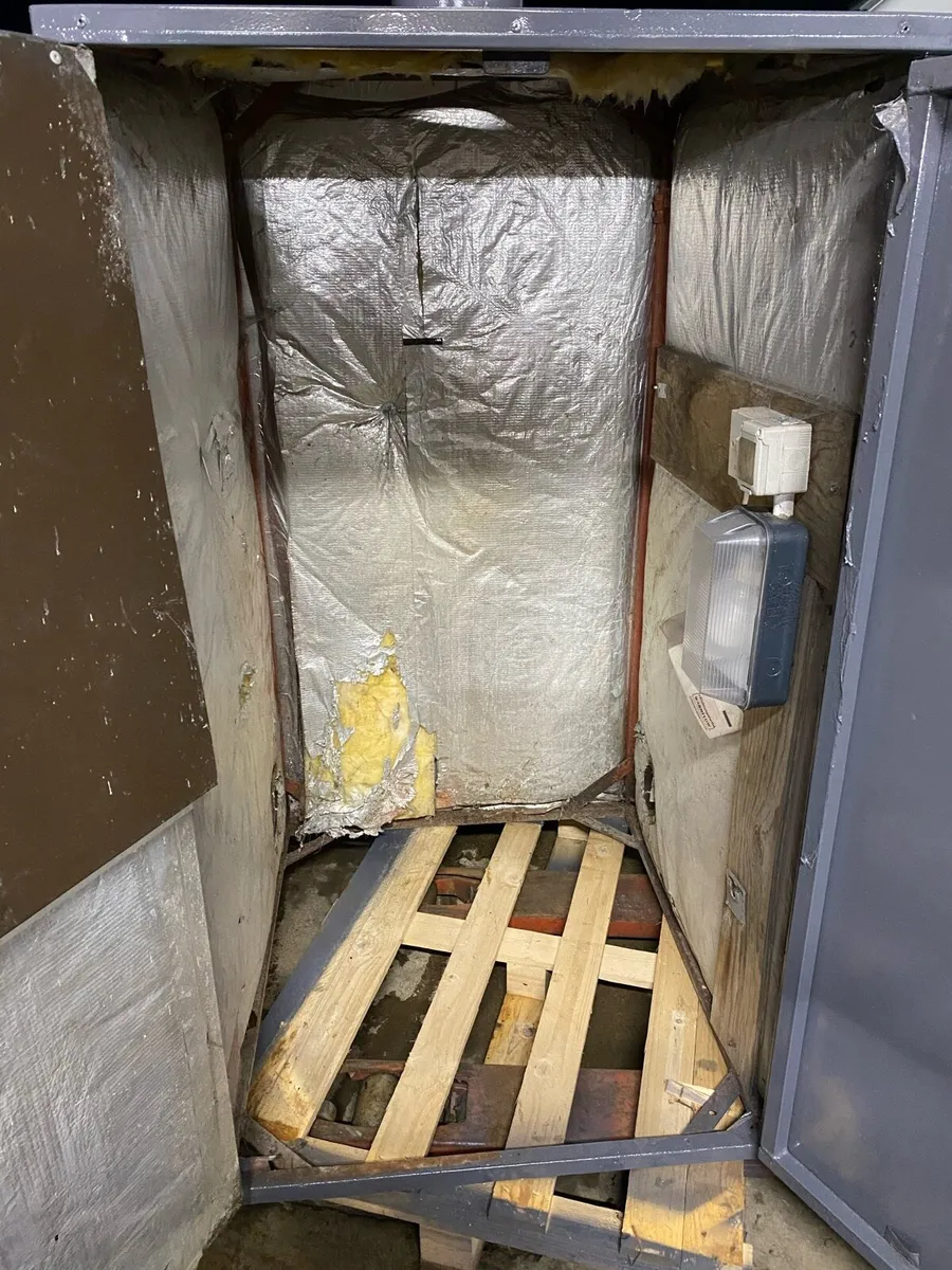 Firebird oil Boiler with insulated unit - Image 4