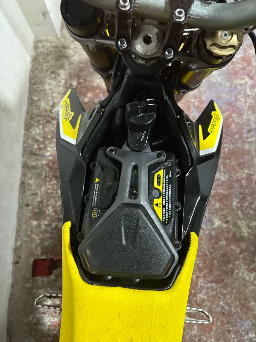 Surron hyper new - Image 4