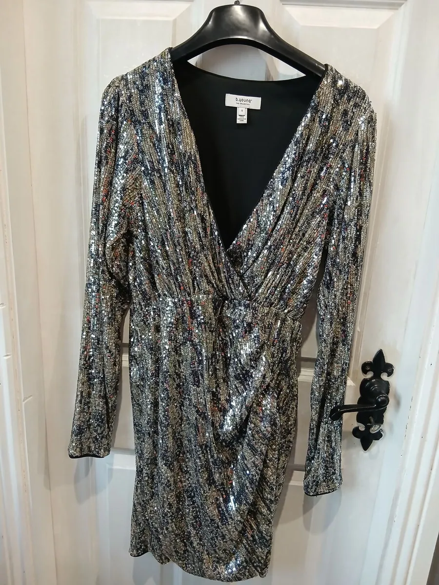 Sparkly Dress - Image 4