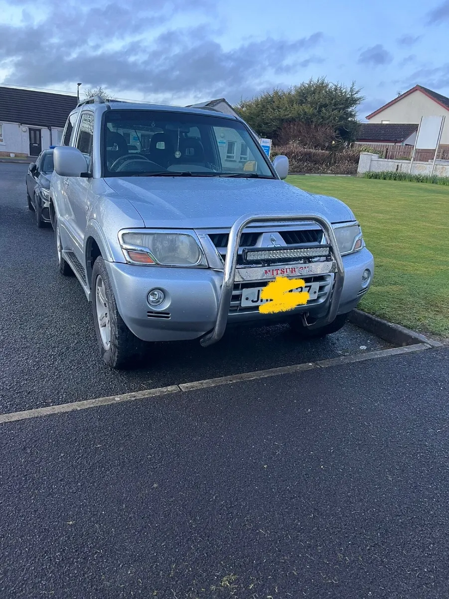 Mitsubishi Pajero 2006 - Image 2