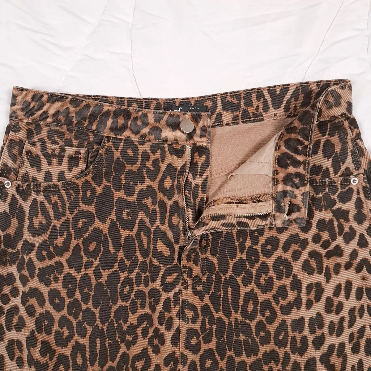 Zara Brown Leopard Denim Midi Skirt Size M - Image 4