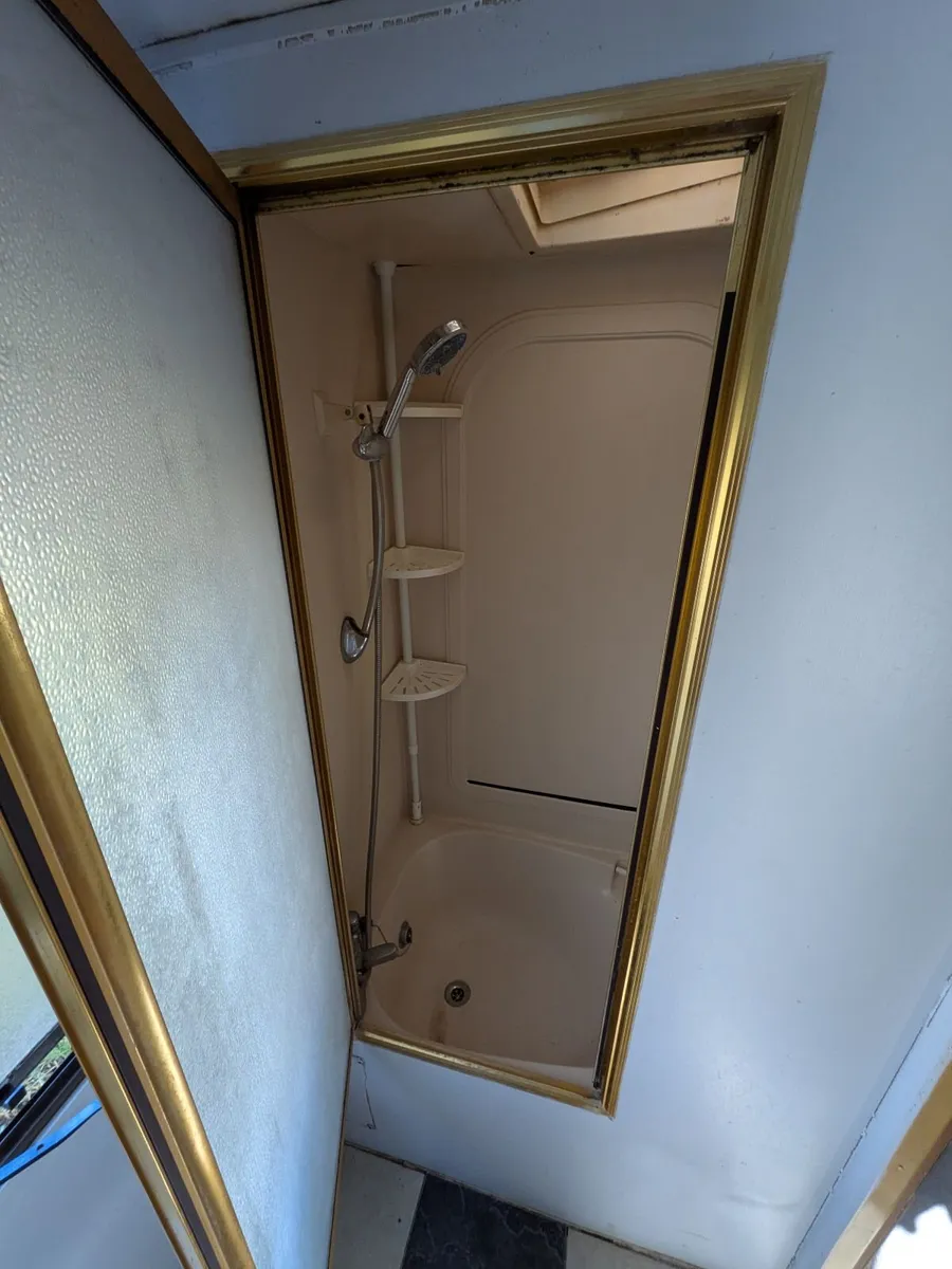 Mobile home Willerrby 35' x 12' half Price SALE - Image 3