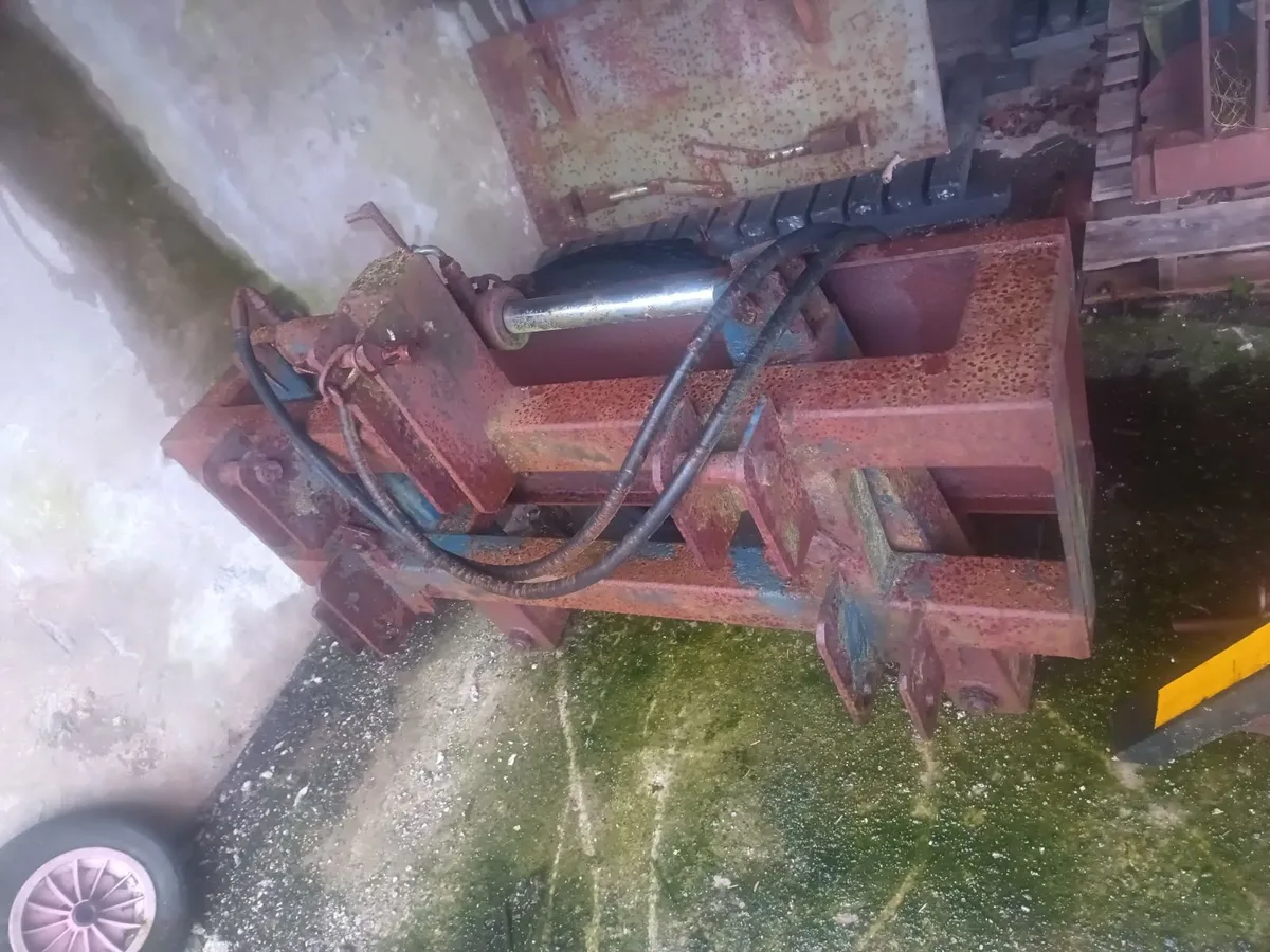 Bale lifters - Image 3