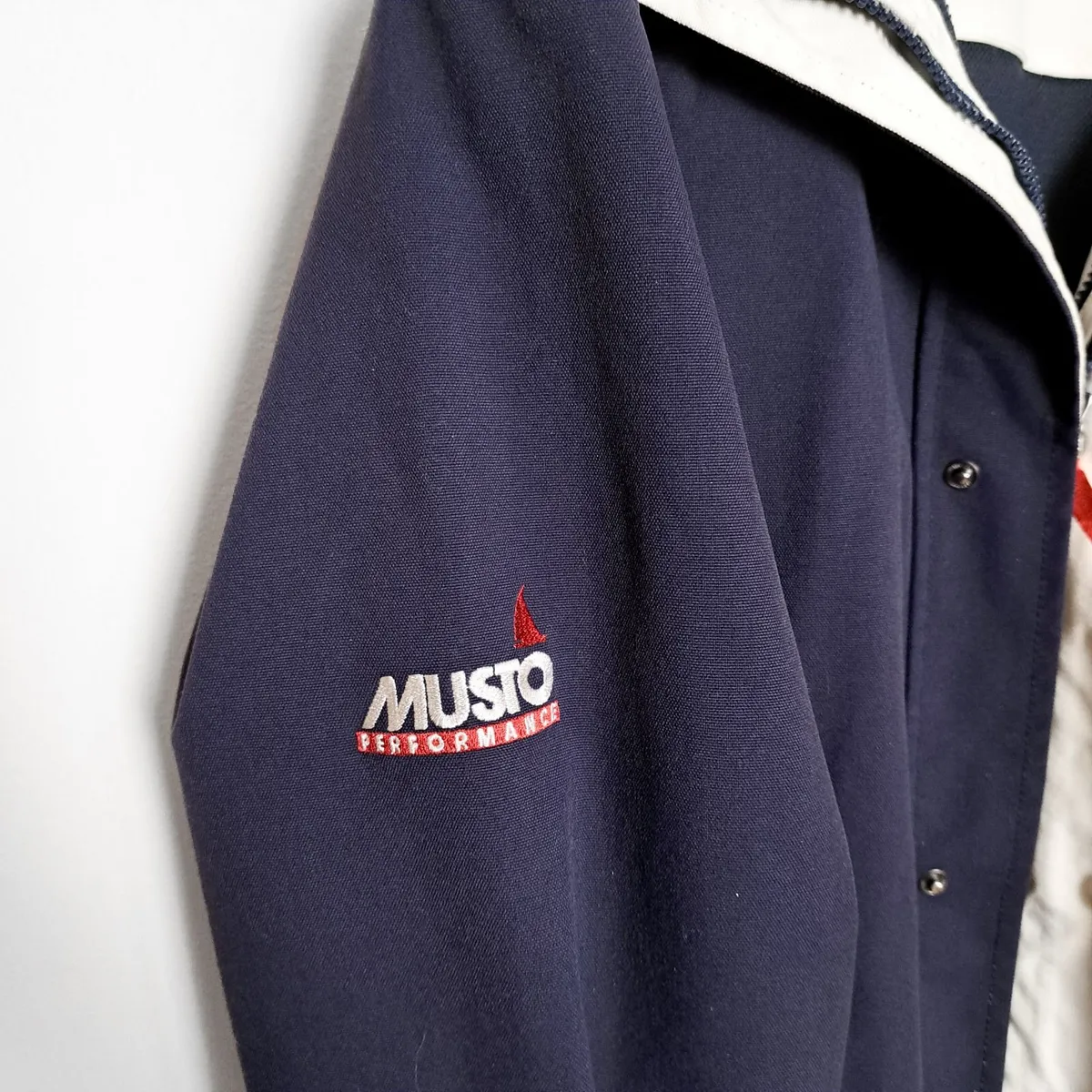 Musto Navy Windbreaker Sailing Jacket S - Image 4