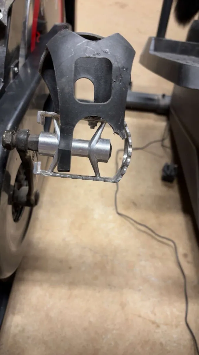 Spinning bike - Image 2