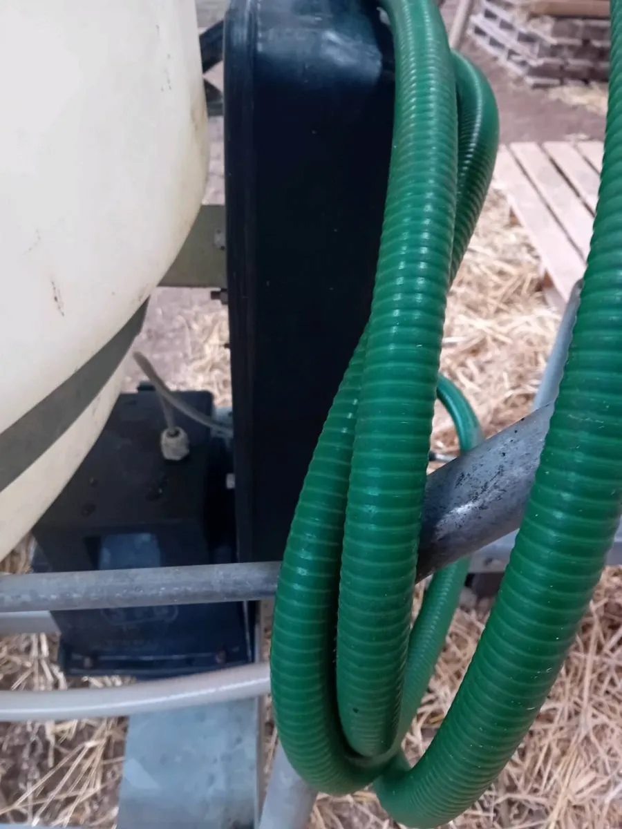 340 litre  Milk Cart. - Image 4